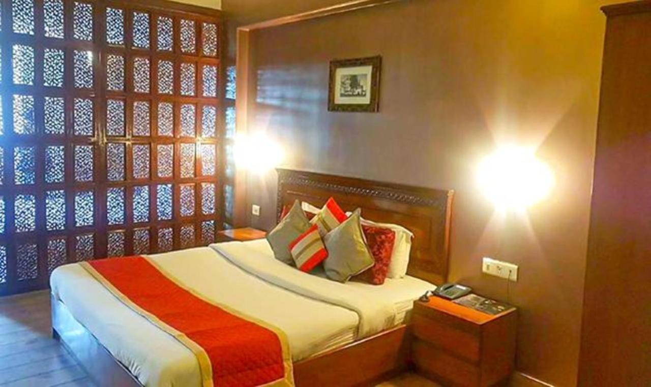 Wingait Inn - Hotel Near Mall Road Šimla Exteriér fotografie