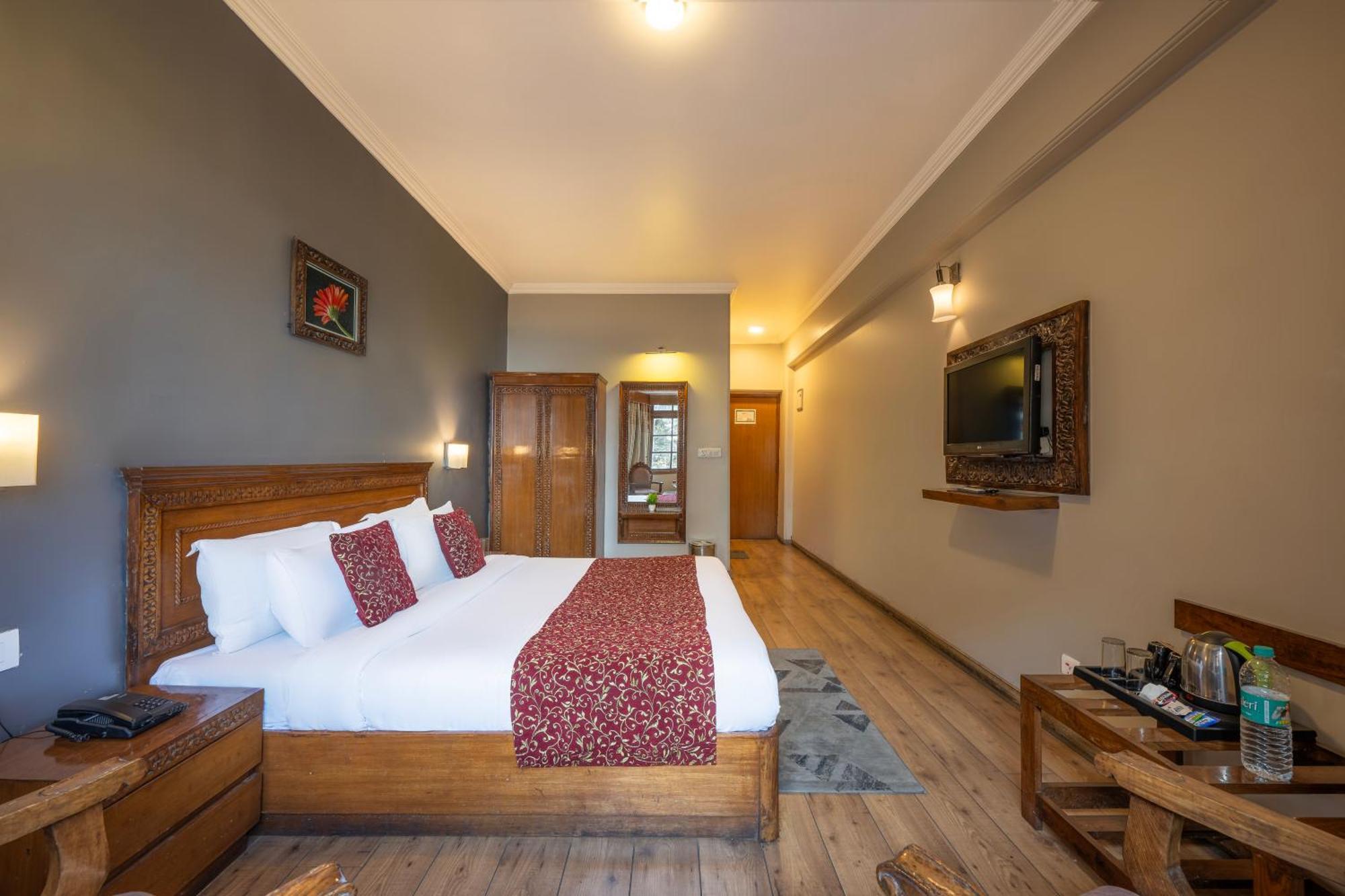 Wingait Inn - Hotel Near Mall Road Šimla Exteriér fotografie